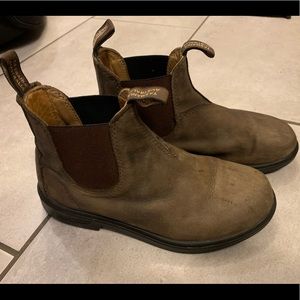 Kids blundstone boots